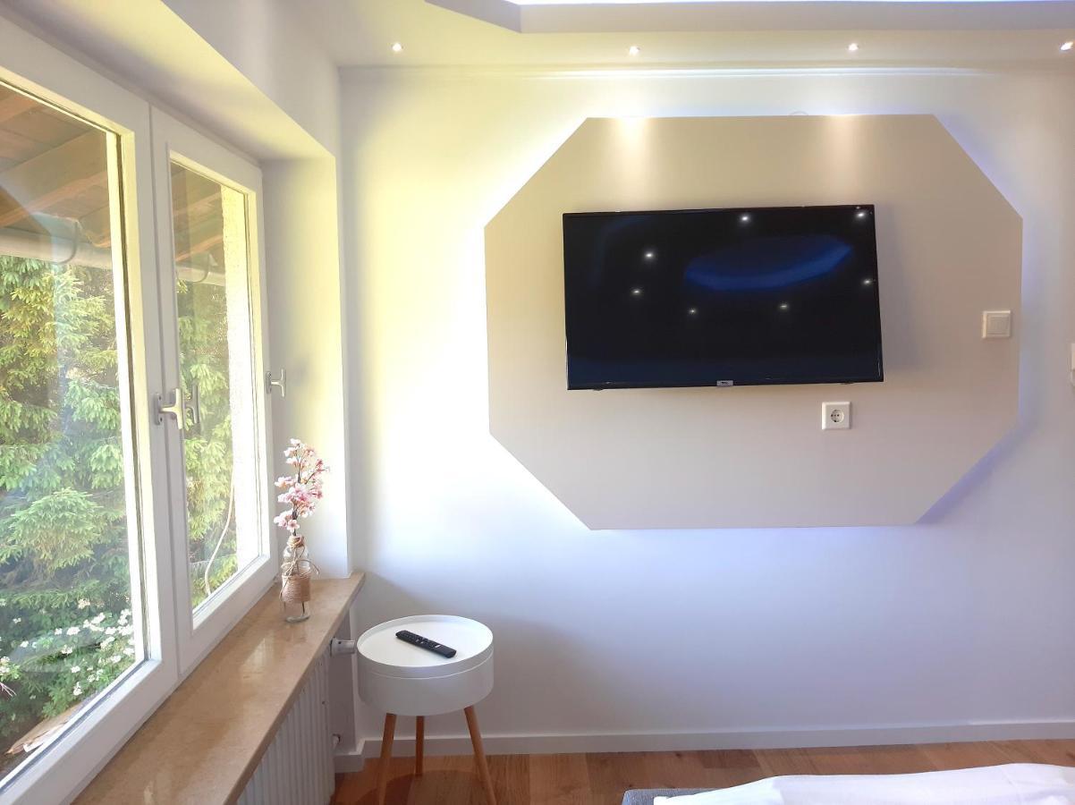 Ferienwohnung Fuer 2 By Stayfritz Bad Wiessee Exterior photo